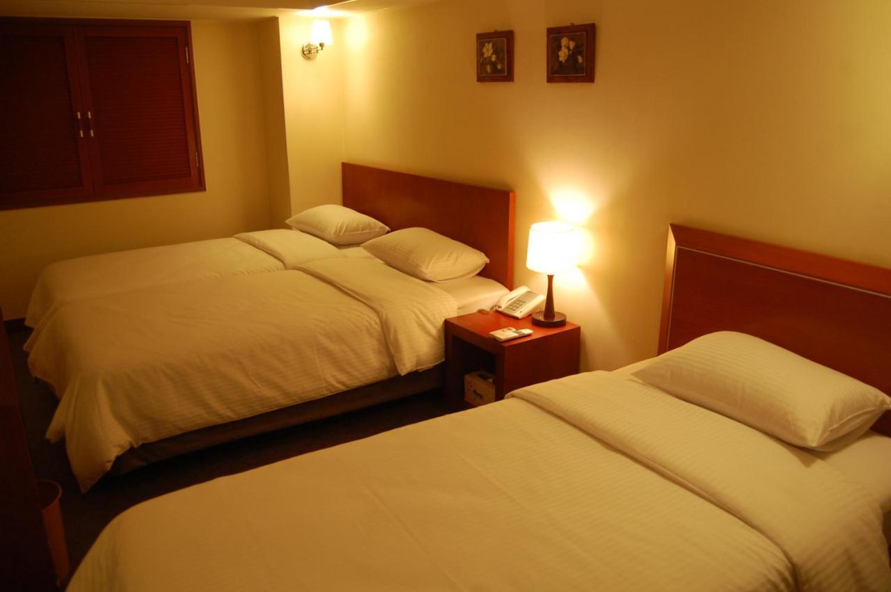 New Korea Hotel Seoul Exterior photo